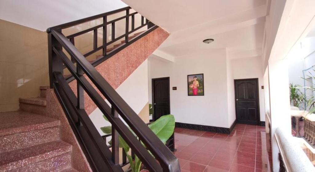 The Moon Villa Siem Reap Exterior photo